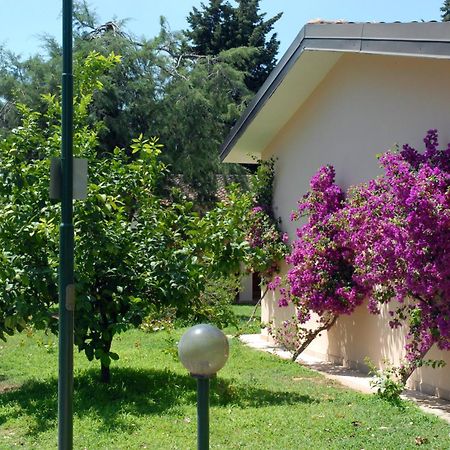TH Marina di Sibari - Baia Degli Achei Village Esterno foto