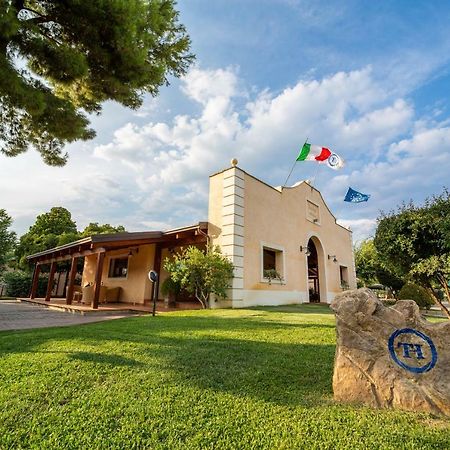 TH Marina di Sibari - Baia Degli Achei Village Esterno foto